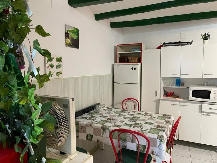 הוילה אלקנאר Townhouse - Casa Rustica Entre Mar Y Montana מראה חיצוני תמונה